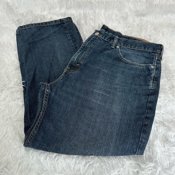 Levi Strauss & Co Men's Blue Jeans Size 40 x 30 - Picture 2 of 8